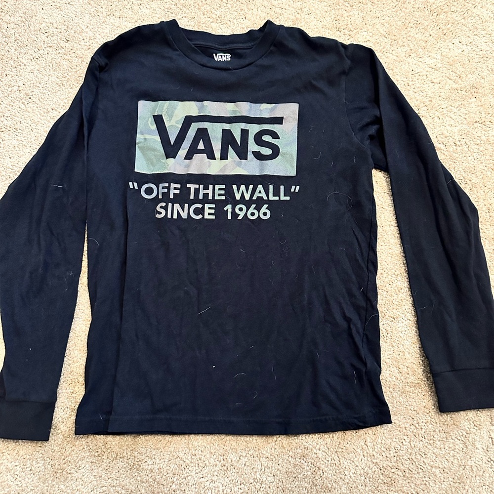 vans youth medium long sleeve shirt